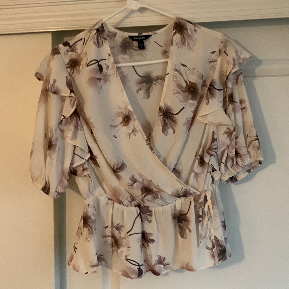 Express floral ruffle sleeve peplum blouse
